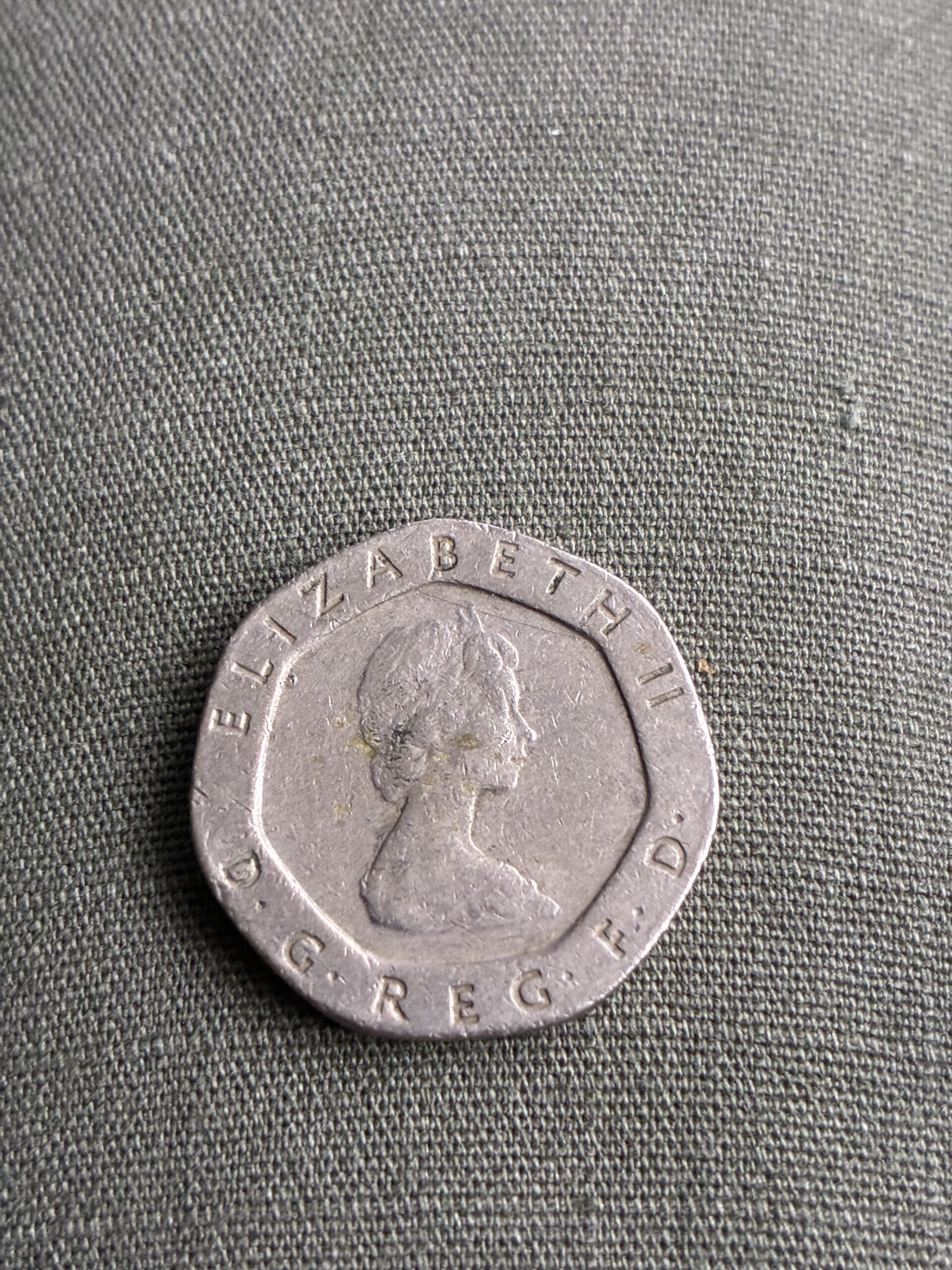 Rare 1982 ER II first year of minting 20p coin